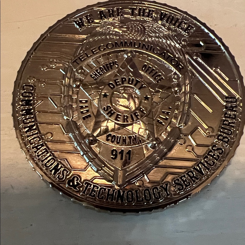 Dade Co. Sheriff Fl Telecommunicator Challenge coin. The calm during the storm.